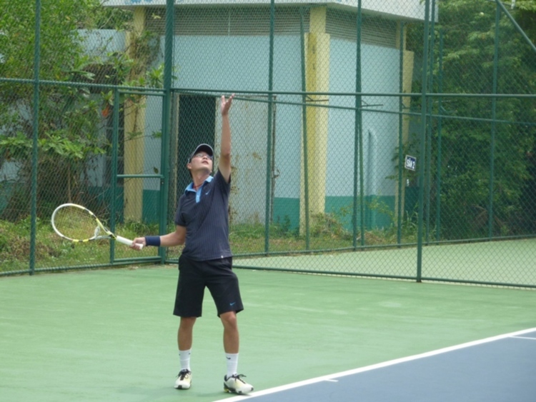 FFC - Giải tennis thu hẹp - Ngày trở lại