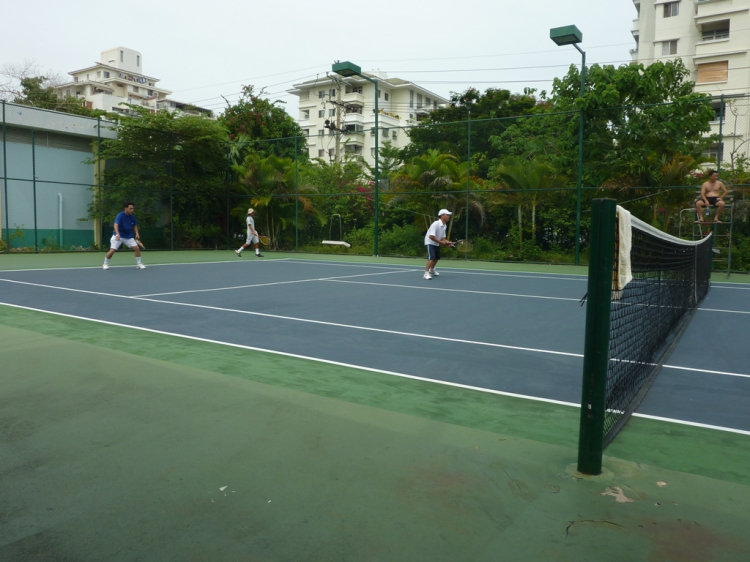 FFC - Giải tennis thu hẹp - Ngày trở lại