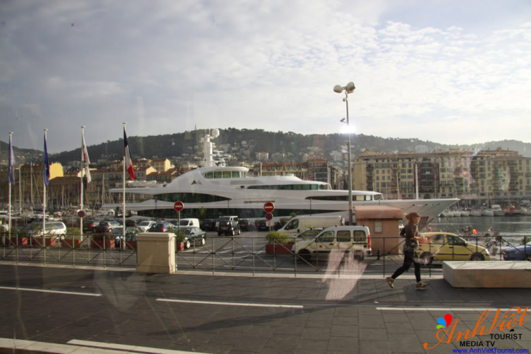 Vài hình ảnh chuyến đi France (Toulouse-Lourdes-Andorra-Bacelona...) Vài hình ảnh chuyến đi France (Toulouse-Lourdes-Andorra-Bacelona...)