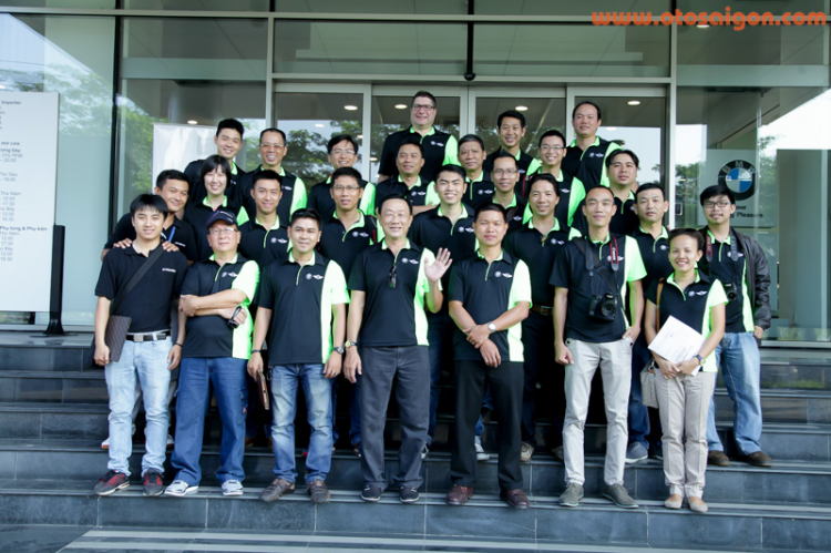 Đoàn BMW khởi hành xuyên Việt tới triển lãm BMW World 2014 Đoàn BMW khởi hành xuyên Việt tới triển lãm BMW World 2014