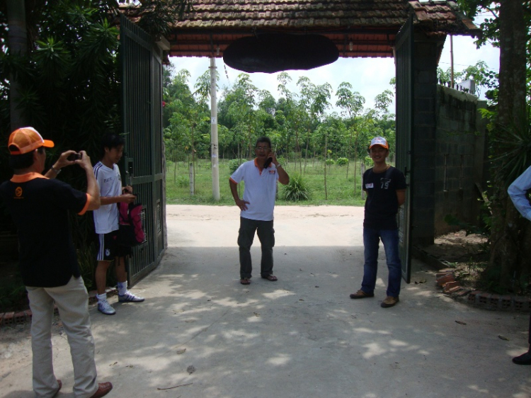 Những hình ảnh buổi Off Tân gia của S.O.S. ngày 20/5/2012 tại Hoàng Thái Bảo Gia Trang Những hình ảnh buổi Off Tân gia của S.O.S. ngày 20/5/2012 tại Hoàng Thái Bảo Gia Trang