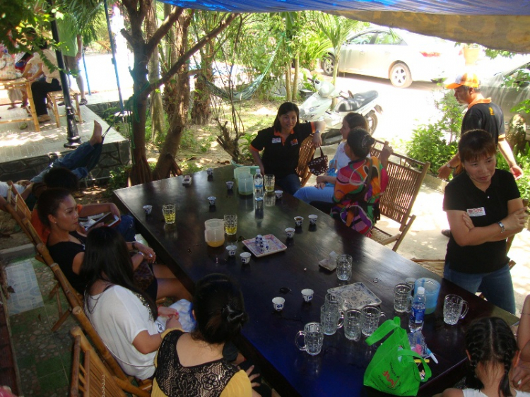 Những hình ảnh buổi Off Tân gia của S.O.S. ngày 20/5/2012 tại Hoàng Thái Bảo Gia Trang Những hình ảnh buổi Off Tân gia của S.O.S. ngày 20/5/2012 tại Hoàng Thái Bảo Gia Trang