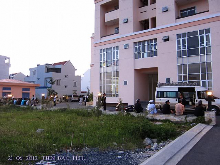 Công tác hỗ trợ tang lễ và tiễn đưa bác cựu HT TLH Công tác hỗ trợ tang lễ và tiễn đưa bác cựu HT TLH