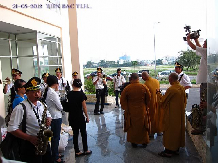 Công tác hỗ trợ tang lễ và tiễn đưa bác cựu HT TLH Công tác hỗ trợ tang lễ và tiễn đưa bác cựu HT TLH