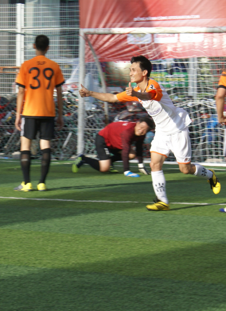 Ghi dấu hành trình chiến thắng của GMFC tại OS FUTSAL CHAMPION LEAGUE 2012