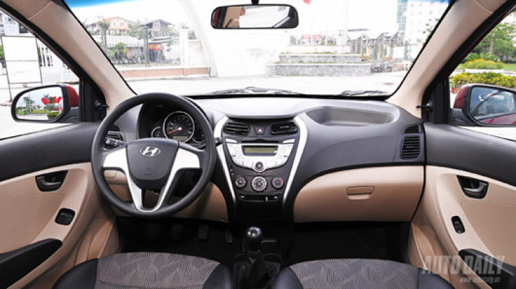 Chevrolet Spark và Hyundai Eon: Xe nào "chất" hơn?