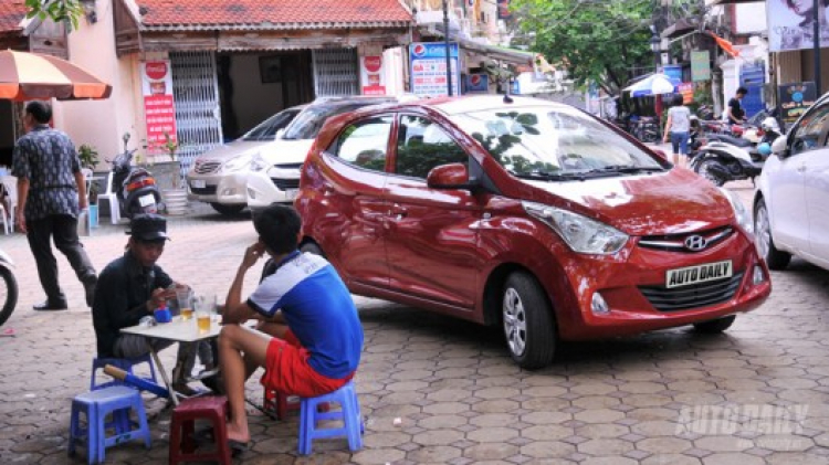 Chevrolet Spark và Hyundai Eon: Xe nào "chất" hơn?