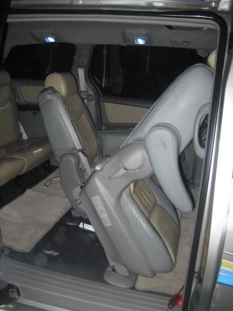 Tự hào là chiếc TOYOTA SIENNA LE duy nhất VN lắp và độ nhiều đồ chơi ! Tự hào là chiếc TOYOTA SIENNA LE duy nhất VN lắp và độ nhiều đồ chơi !