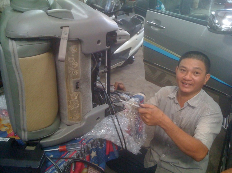 Tự hào là chiếc TOYOTA SIENNA LE duy nhất VN lắp và độ nhiều đồ chơi ! Tự hào là chiếc TOYOTA SIENNA LE duy nhất VN lắp và độ nhiều đồ chơi !
