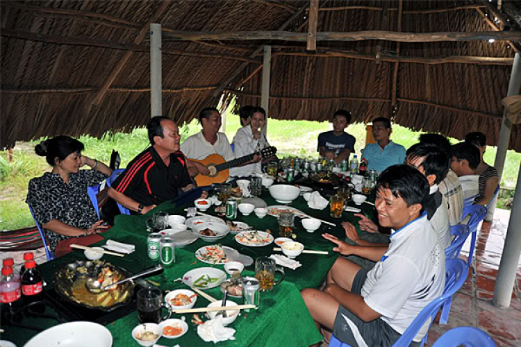 Tân Phú lập ấp