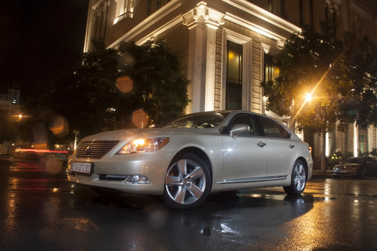 Lexus LS430, LS460/L,  LS600h/L - Im Lặng Là Vàng