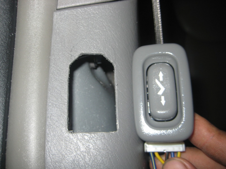 Tự hào là chiếc TOYOTA SIENNA LE duy nhất VN lắp và độ nhiều đồ chơi ! Tự hào là chiếc TOYOTA SIENNA LE duy nhất VN lắp và độ nhiều đồ chơi !