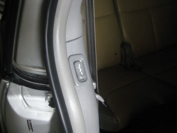 Tự hào là chiếc TOYOTA SIENNA LE duy nhất VN lắp và độ nhiều đồ chơi ! Tự hào là chiếc TOYOTA SIENNA LE duy nhất VN lắp và độ nhiều đồ chơi !