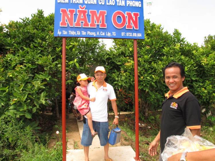 Hình ảnh S.O.S giao lưu tại Cái Bè, Tiền Giang (ngày 30/5) Hình ảnh S.O.S giao lưu tại Cái Bè, Tiền Giang (ngày 30/5)