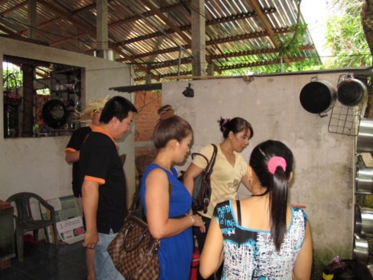 Hình ảnh S.O.S giao lưu tại Cái Bè, Tiền Giang (ngày 30/5) Hình ảnh S.O.S giao lưu tại Cái Bè, Tiền Giang (ngày 30/5)