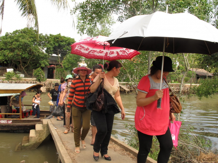 Hình ảnh S.O.S giao lưu tại Cái Bè, Tiền Giang (ngày 30/5)