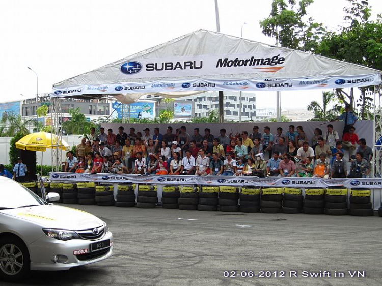 Xem Russ Swift lái xe SUBARU mạo hiểm & ngoạn mục... Xem Russ Swift lái xe SUBARU mạo hiểm & ngoạn mục...