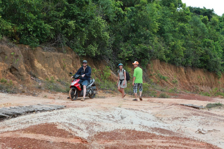 Hành trình của đoàn Off-Road đầu tiên chinh phục đỉnh Núi Chúa – Vườn Quốc Gia Phú Quốc