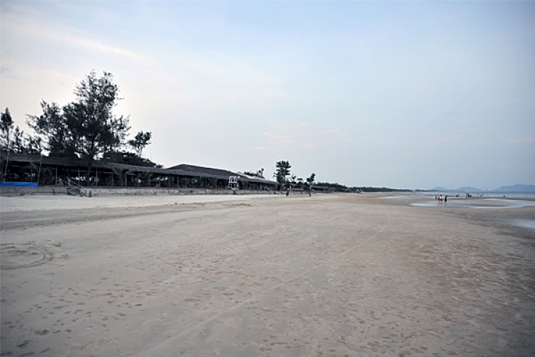 Thứ Ba: Ngày Hội Kết Nối Thành Viên