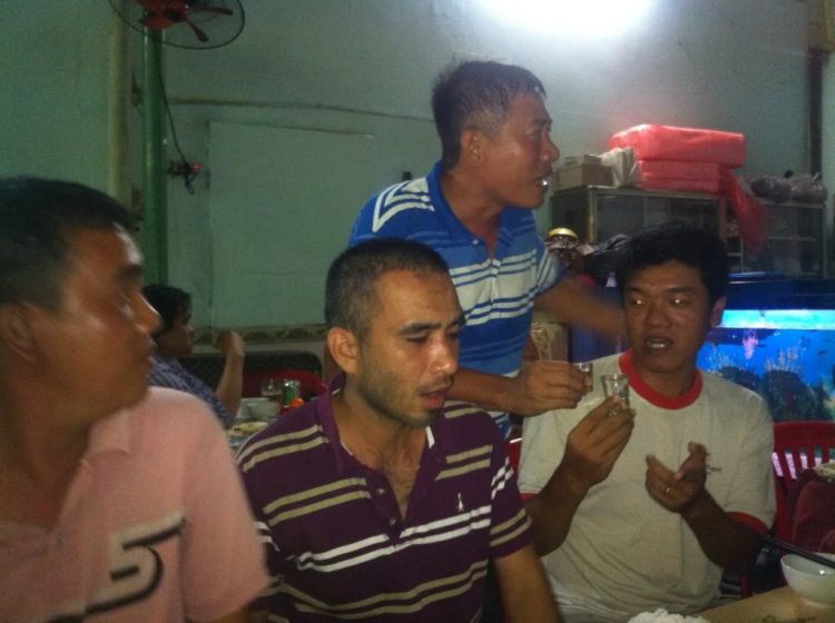 Thông Báo: Offline tổng kết đội bóng XNL mùa giải OS FUTSAL 2012 Thông Báo: Offline tổng kết đội bóng XNL mùa giải OS FUTSAL 2012