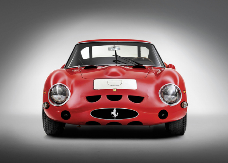 Ferrari 250 GTO 1962 lập kỷ lục đấu giá với 38 triệu USD