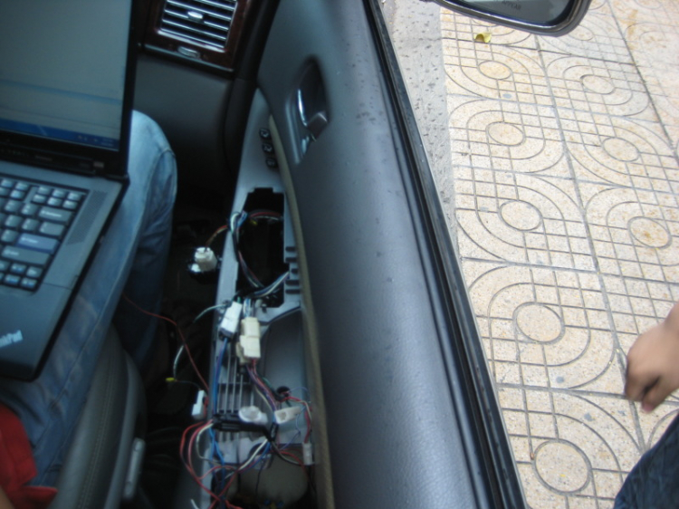 Tự hào là chiếc TOYOTA SIENNA LE duy nhất VN lắp và độ nhiều đồ chơi ! Tự hào là chiếc TOYOTA SIENNA LE duy nhất VN lắp và độ nhiều đồ chơi !