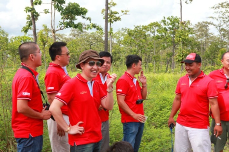 Ảnh tường thuật hành trình Caravan Indochina Tour đầu tiên của MBFC! Ảnh tường thuật hành trình Caravan Indochina Tour đầu tiên của MBFC!
