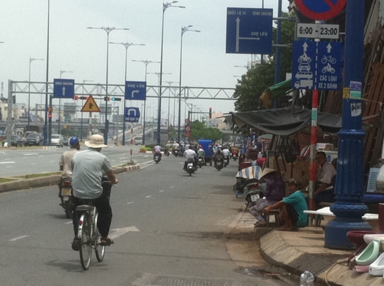 Góp ý với bác Chánh !!! Góp ý với bác Chánh !!!