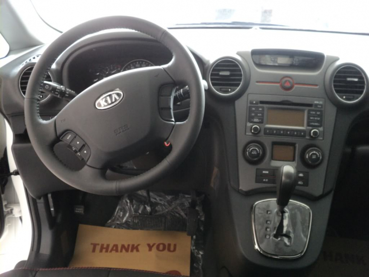 Kia Carens bản FULL mới tinh các bác ơi( đã up lại hình trang 3)!!!!!