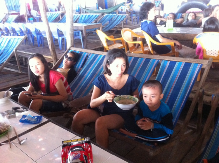 S.O.S - Hành trình về phố biển Nha Trang 21-24/6/12 S.O.S - Hành trình về phố biển Nha Trang 21-24/6/12