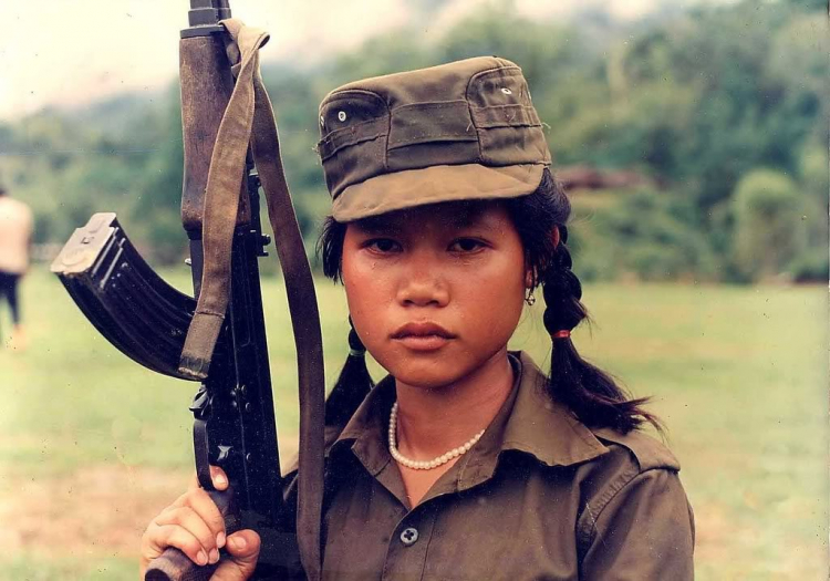 AK 47 – Còn hơn cả một loại vũ khí AK 47 – Còn hơn cả một loại vũ khí