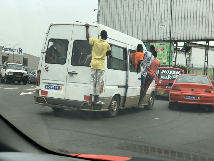 Em đang ở Tây Phi - Bờ Biển Ngà