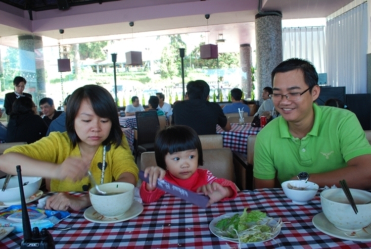 Hình ảnh FIFC tham quan, vui chơi và nghỉ dưỡng tại Đà Lạt 22/6 - 24/6/2012 Hình ảnh FIFC tham quan, vui chơi và nghỉ dưỡng tại Đà Lạt 22/6 - 24/6/2012