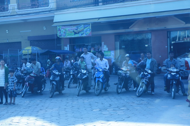 Ảnh tường thuật hành trình Caravan Indochina Tour đầu tiên của MBFC! Ảnh tường thuật hành trình Caravan Indochina Tour đầu tiên của MBFC!