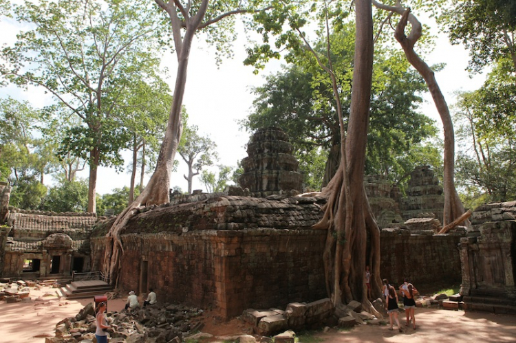 Ảnh tường thuật hành trình Caravan Indochina Tour đầu tiên của MBFC!