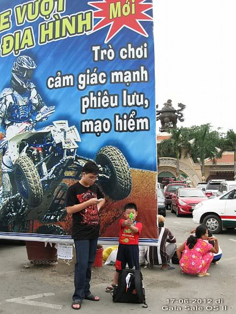 Hình ảnh đi chơi hội chợ Gala Sale OS lần II (17-06-2012) Hình ảnh đi chơi hội chợ Gala Sale OS lần II (17-06-2012)
