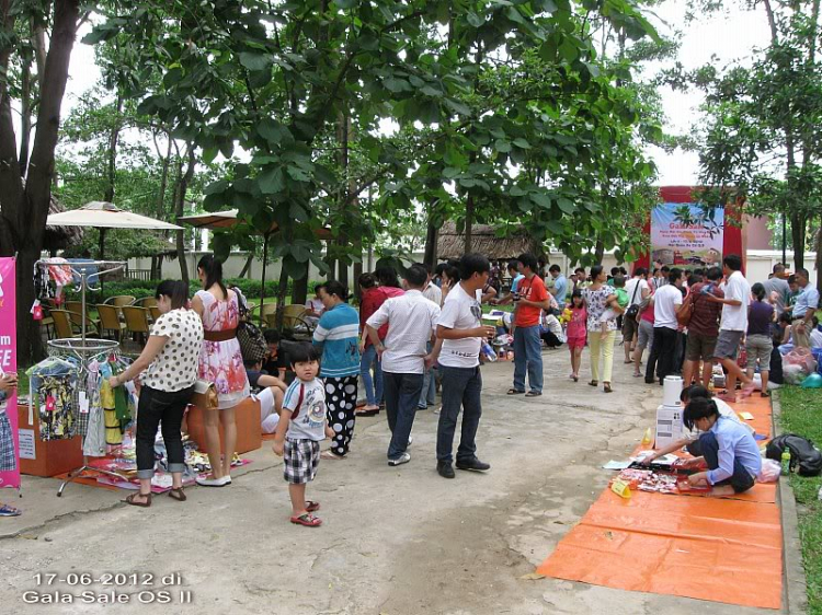 Hình ảnh đi chơi hội chợ Gala Sale OS lần II (17-06-2012) Hình ảnh đi chơi hội chợ Gala Sale OS lần II (17-06-2012)