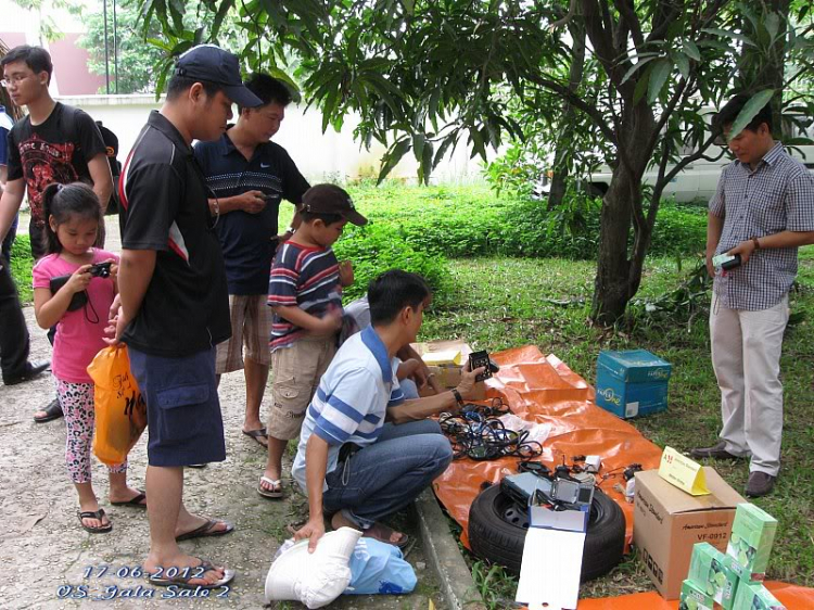 Hình ảnh đi chơi hội chợ Gala Sale OS lần II (17-06-2012) Hình ảnh đi chơi hội chợ Gala Sale OS lần II (17-06-2012)