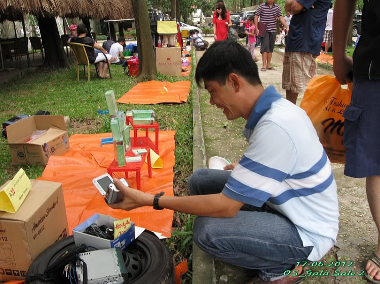 Hình ảnh đi chơi hội chợ Gala Sale OS lần II (17-06-2012) Hình ảnh đi chơi hội chợ Gala Sale OS lần II (17-06-2012)