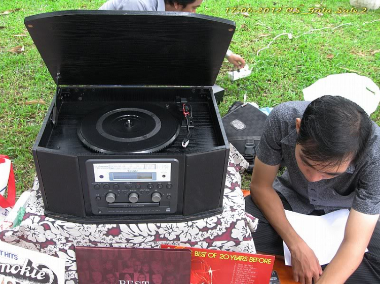 Hình ảnh đi chơi hội chợ Gala Sale OS lần II (17-06-2012) Hình ảnh đi chơi hội chợ Gala Sale OS lần II (17-06-2012)