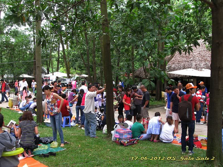 Hình ảnh đi chơi hội chợ Gala Sale OS lần II (17-06-2012) Hình ảnh đi chơi hội chợ Gala Sale OS lần II (17-06-2012)