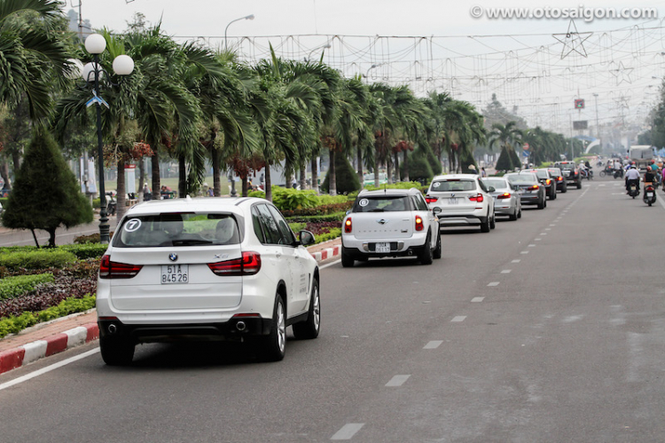 Đoàn BMW khởi hành xuyên Việt tới triển lãm BMW World 2014