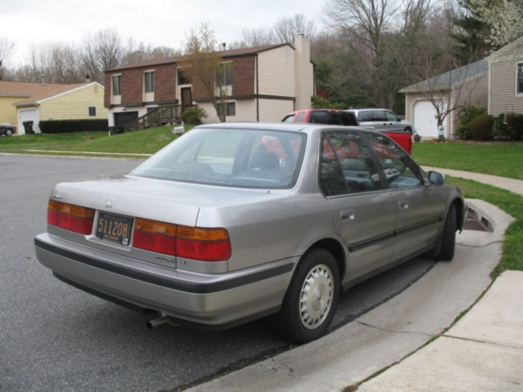 EM XIN ĐƯỢC PHÁ EM INFINITI Q45 - 1990 :) EM XIN ĐƯỢC PHÁ EM INFINITI Q45 - 1990 :)
