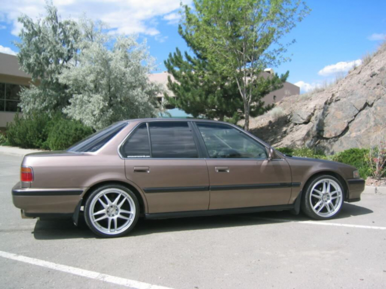 EM XIN ĐƯỢC PHÁ EM INFINITI Q45 - 1990 :) EM XIN ĐƯỢC PHÁ EM INFINITI Q45 - 1990 :)