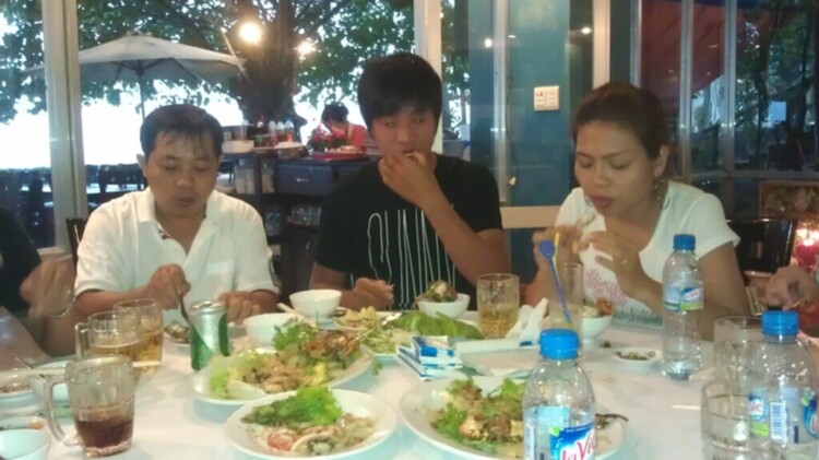 S.O.S - Cafe, off chai nhanh gọn không hẹn trước