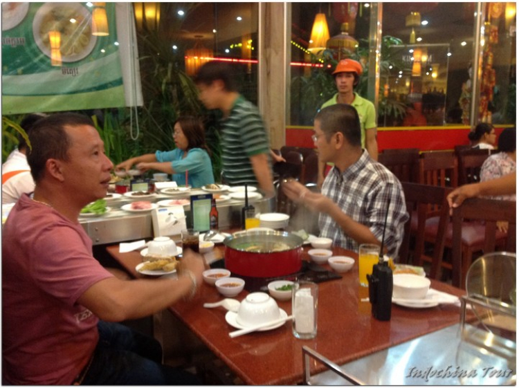 Ảnh tường thuật hành trình Caravan Indochina Tour đầu tiên của MBFC! Ảnh tường thuật hành trình Caravan Indochina Tour đầu tiên của MBFC!
