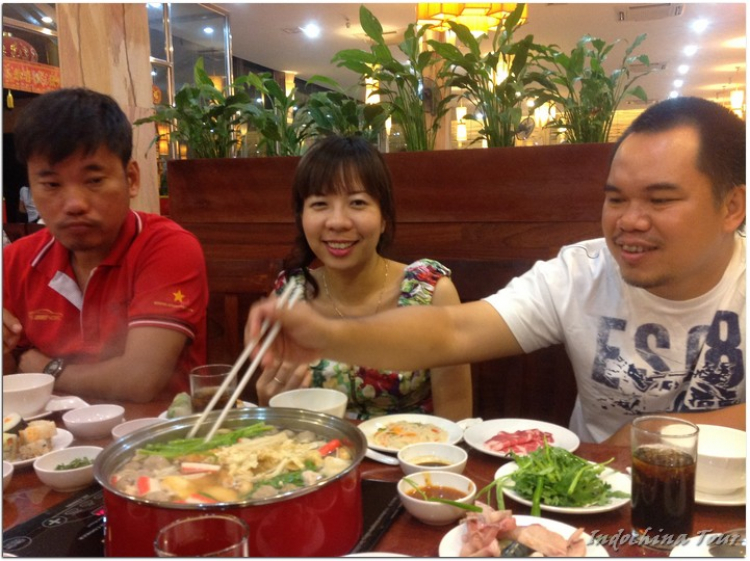 Ảnh tường thuật hành trình Caravan Indochina Tour đầu tiên của MBFC! Ảnh tường thuật hành trình Caravan Indochina Tour đầu tiên của MBFC!
