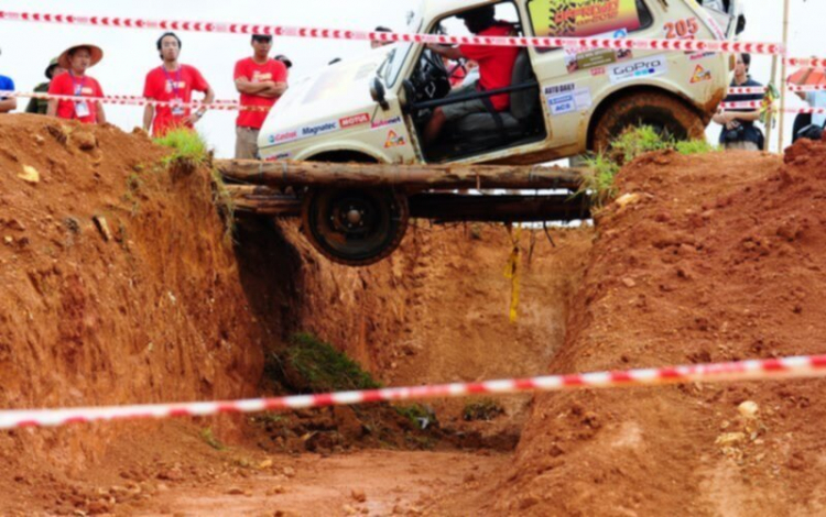 Lada Niva - Russian Range Rover (Phần 5)