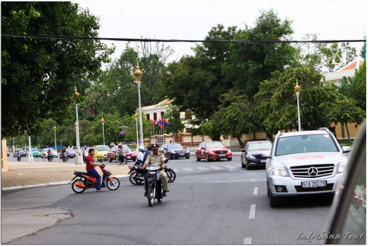 Ảnh tường thuật hành trình Caravan Indochina Tour đầu tiên của MBFC!