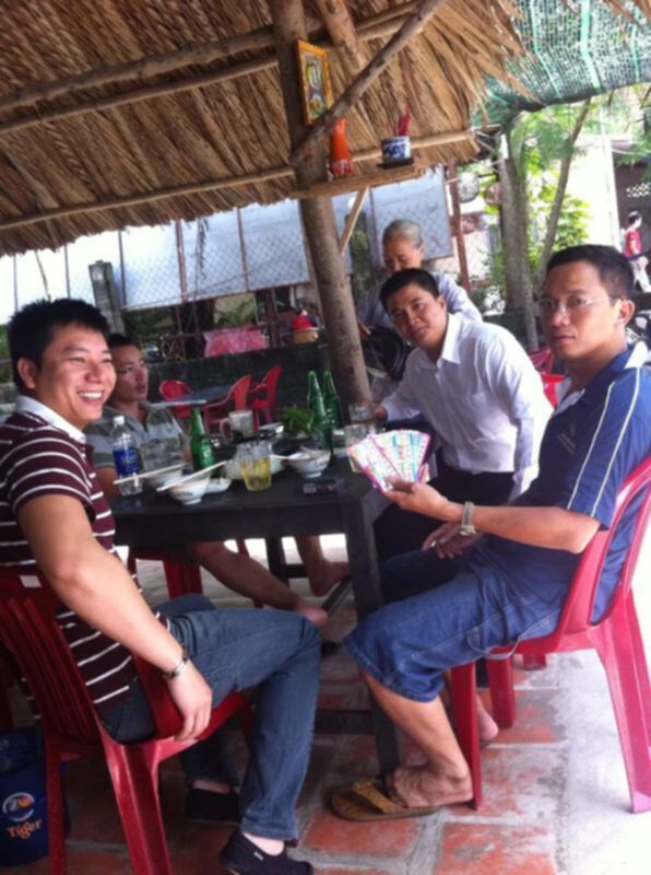 S.O.S - Cafe, off chai nhanh gọn không hẹn trước